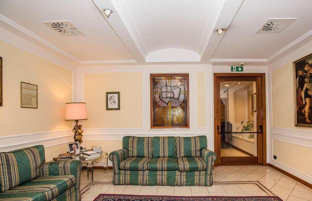 Residenza Paolo Vi Hotel Rom